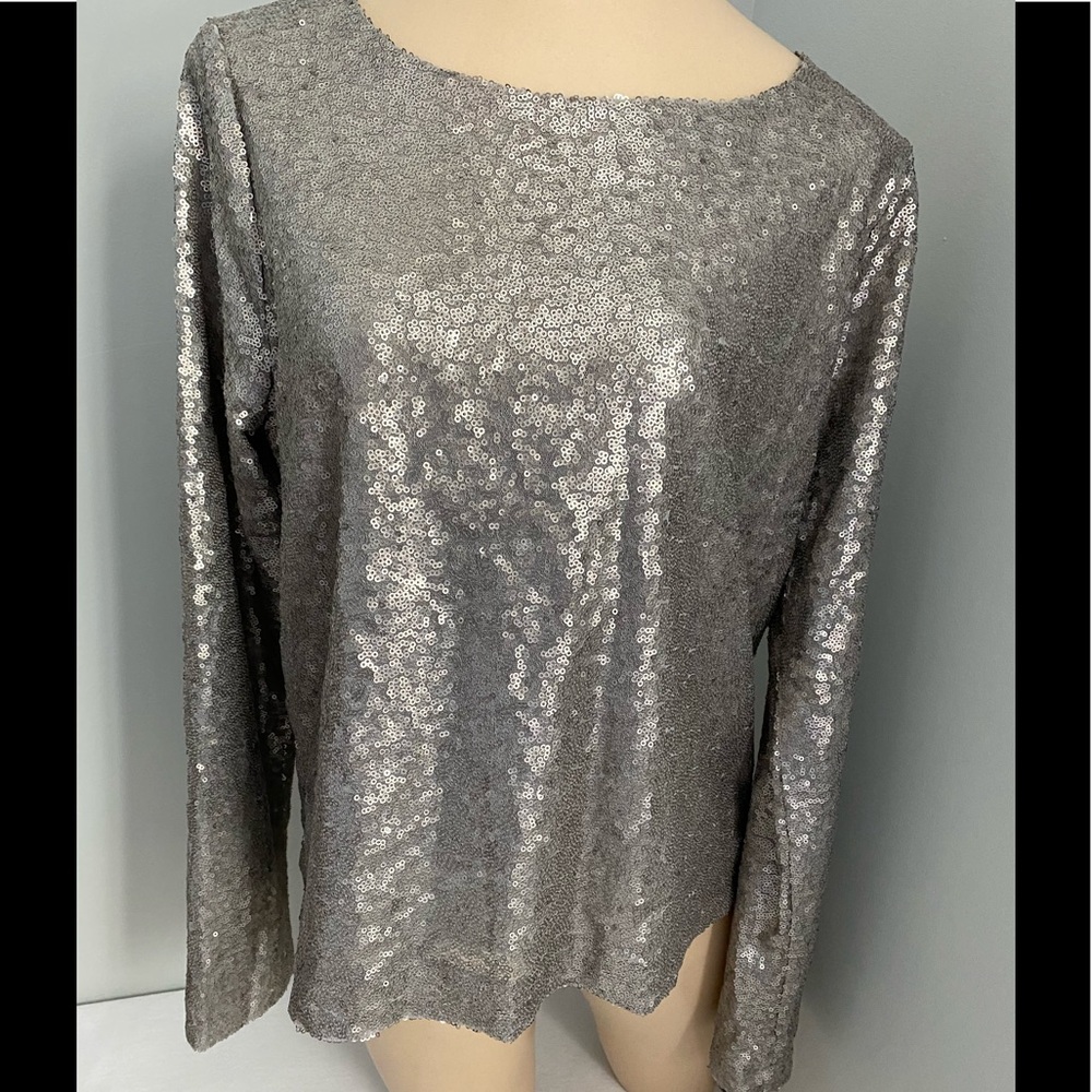 Sequin Shirt V Back Cut Out Holiday Party NEW sz‎ M Press Pewter Evereve